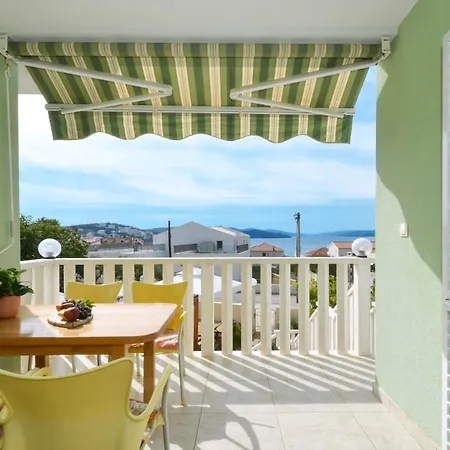 Santo - Okrug Gornji * Trogir