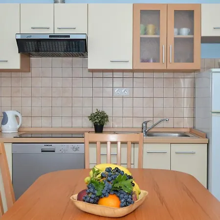 Apartamento Santo - Okrug Gornji *