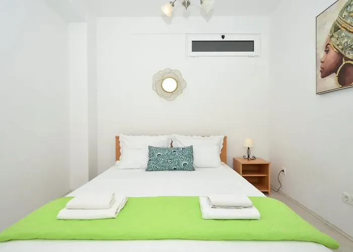 Santo - Okrug Gornji Trogir