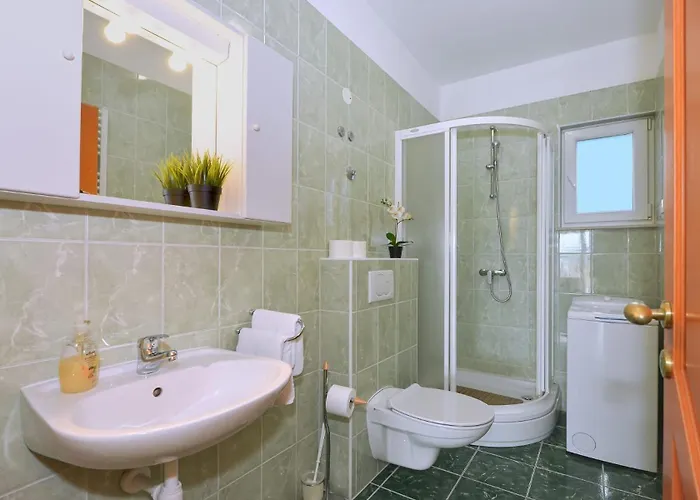 Santo - Okrug Gornji Trogir